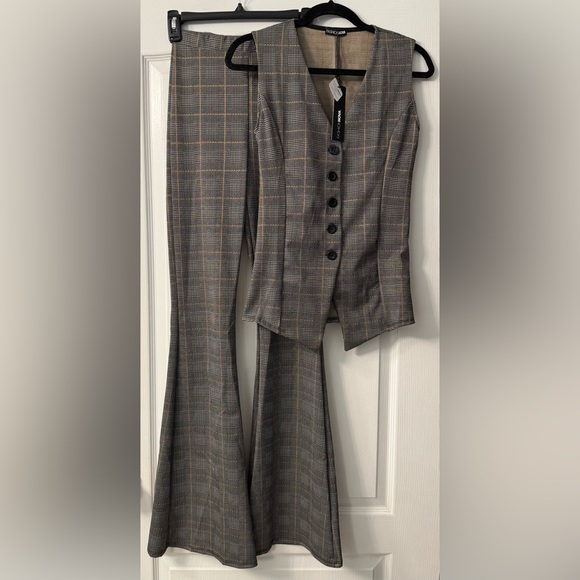 Fashion Nova Office Romance Plaid Vest Pant Set - Black/combo - Picture 4 of 15